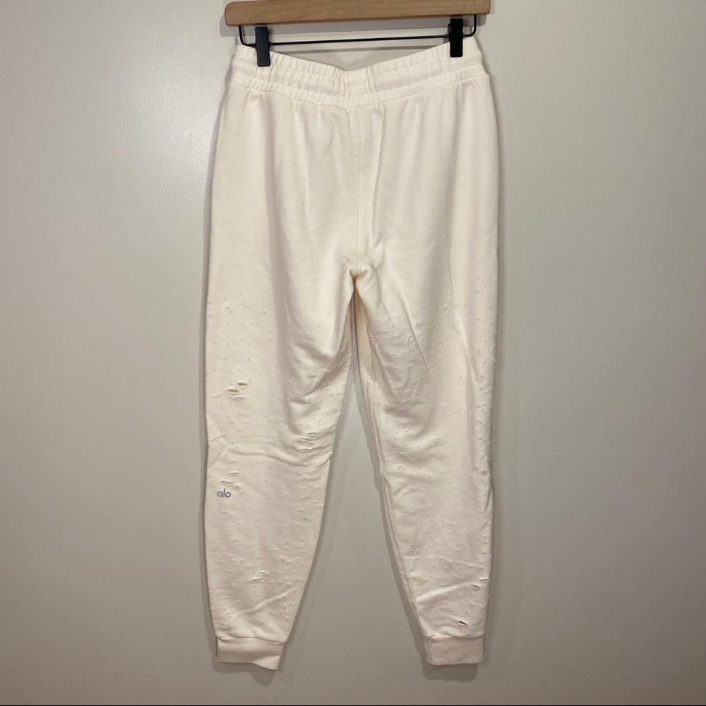 NEW! ALO Yoga Distressed Lounge Sweatpants Joggers - Picture 6 of 6